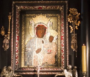 „Matka niepodległości”. Uroczystości ku czci Maryi Panny Królowej Polski