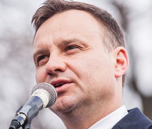 Польські політики виступили проти агресії в громадському житті