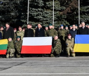 Президенти Польщі, Литви та України зустрілися з пресою