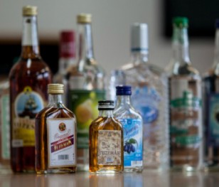 Ardanowski: Zabiegam, by do końca roku zalegalizować domową produkcję nalewek