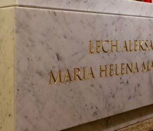 Анджей Дуда вшанував пам’ять жертв Смоленської катастрофи