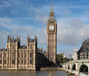 Втрачене покоління. Понад 700 тис. поляків подали заяву про постійне перебування у Великобританії