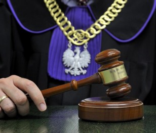 У Польщі набуло чинності рішення про майже повну заборону абортів