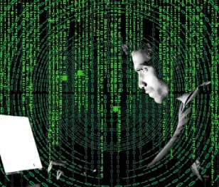 Zagrożenie cyberatakiem. Premier ogłosił pierwszy stopień alarmu