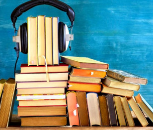 Coraz więcej Polaków czyta książki