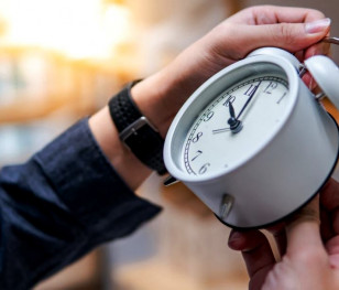 Польща переходить на зимовий час