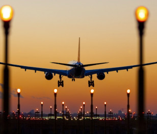 Samolot Iraqi Airways wywiózł z Mińska ponad 400 migrantów