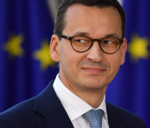 Польський прем’єр: «На злочини в Україні треба відповідати рішуче»