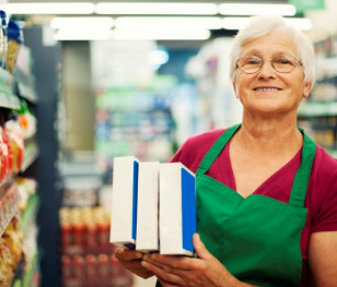 Coraz więcej emerytów musi pracować