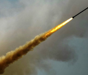 Premier Morawiecki w zakładach Lockheed-Martin. Rozmawiał o najnowszej broni dla Polski