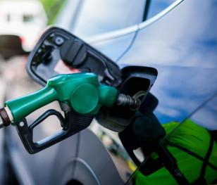 Ceny paliw zaskakują. Dobre wieści dla kierowców