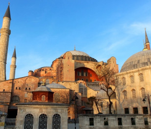 Były niedostępne przez 1500 lat. Podziemia świątyni Hagia Sophia nową atrakcją