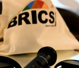 Donald Trump grozi krajom współpracującym z Rosją