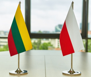 Президенти Польщі та Литви хочуть збільшити витрати на оборону щонайменше до 3 % ВВП