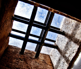 Sarkozy idzie do więzienia. Pierwszy taki prezydent