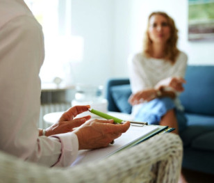 Polacy chcą korzystać z pomocy psychologicznej, ale nie mają na to pieniędzy