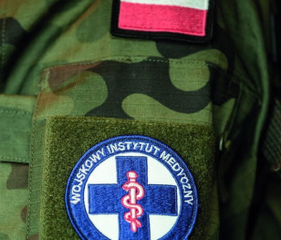 Польські військові медики звільняються зі служби