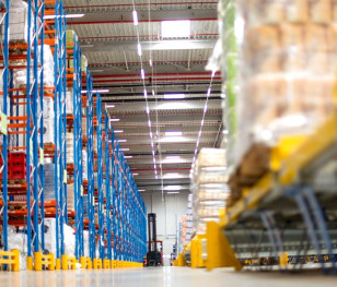 У Польщі в рамках Програми захисту населення будують склади