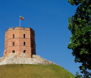 Литва оголосила надзвичайний стан у всій країні