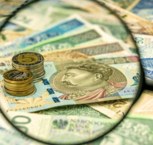 Озвучили, скільки заробляють поляки